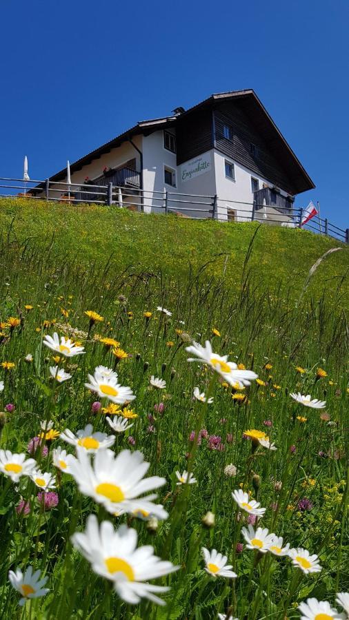 Enzianhuette Berggasthaus San Leonardo in Passiria Kültér fotó